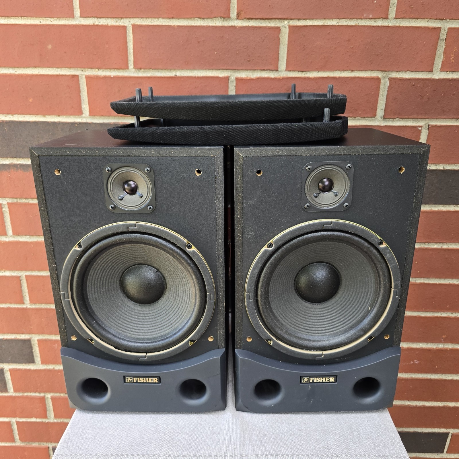 Pair Of Fisher ST-992 Bookshelf Speakers 100W 8ohms 8″ USA Made
