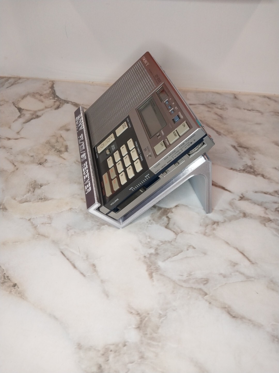 SONY VINTAGE RADIO STAND