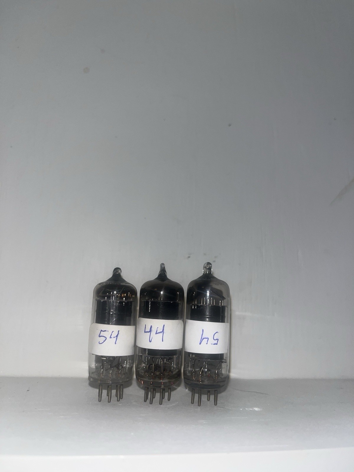 3 Unknown Brand 12BE6 Non Matching Tubes TV7 Good See Photos For Details