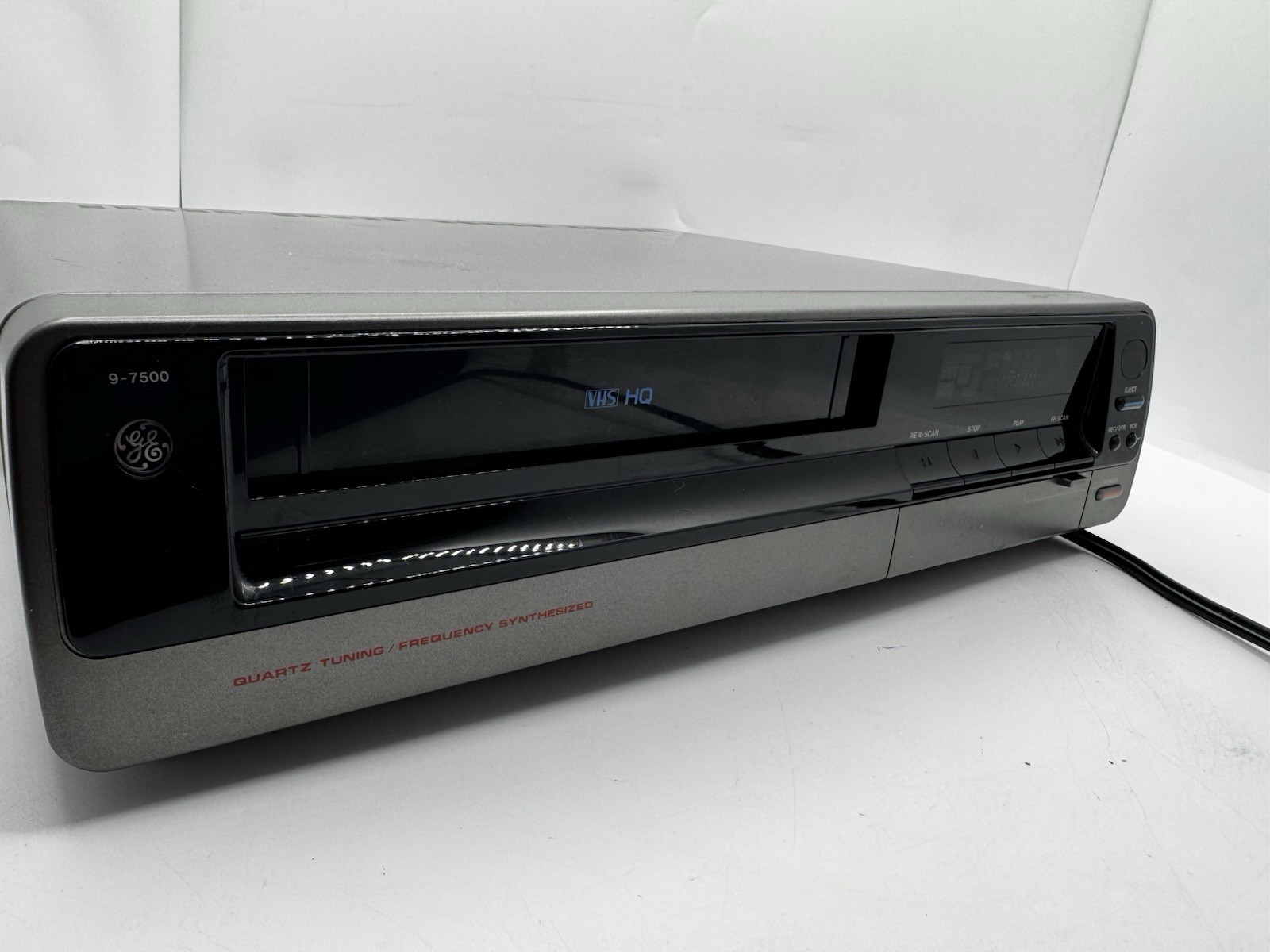 General Electric Video Cassette Recorder 9-7500 VHS Player Tested w/Remote Works