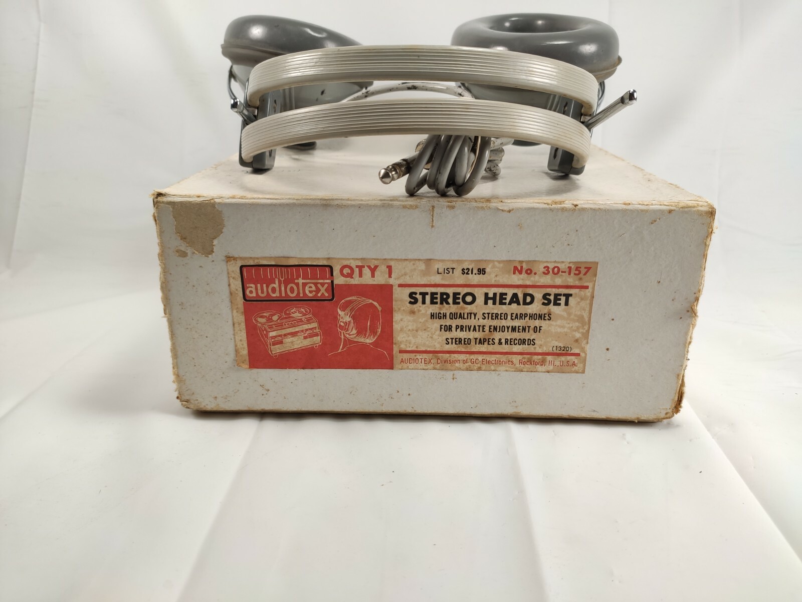 Vintage Audiotex 30-157 Stereo Headphones Original Box