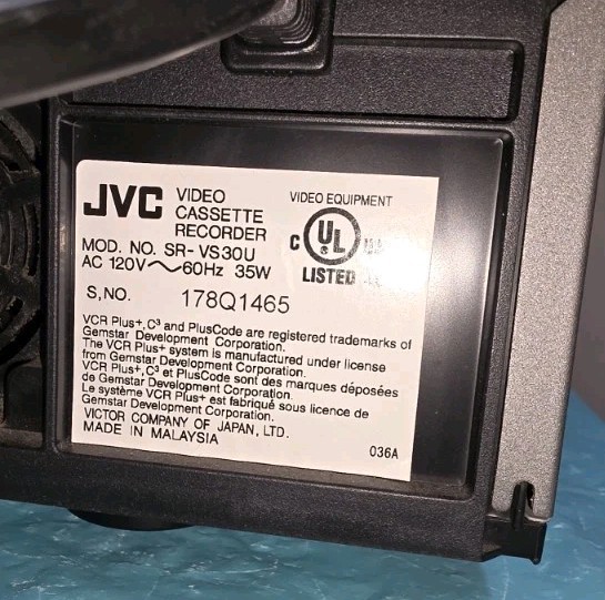 JVC Video Cassette Player/Recorder Model # SR-VS30U Super VHS ET Professional