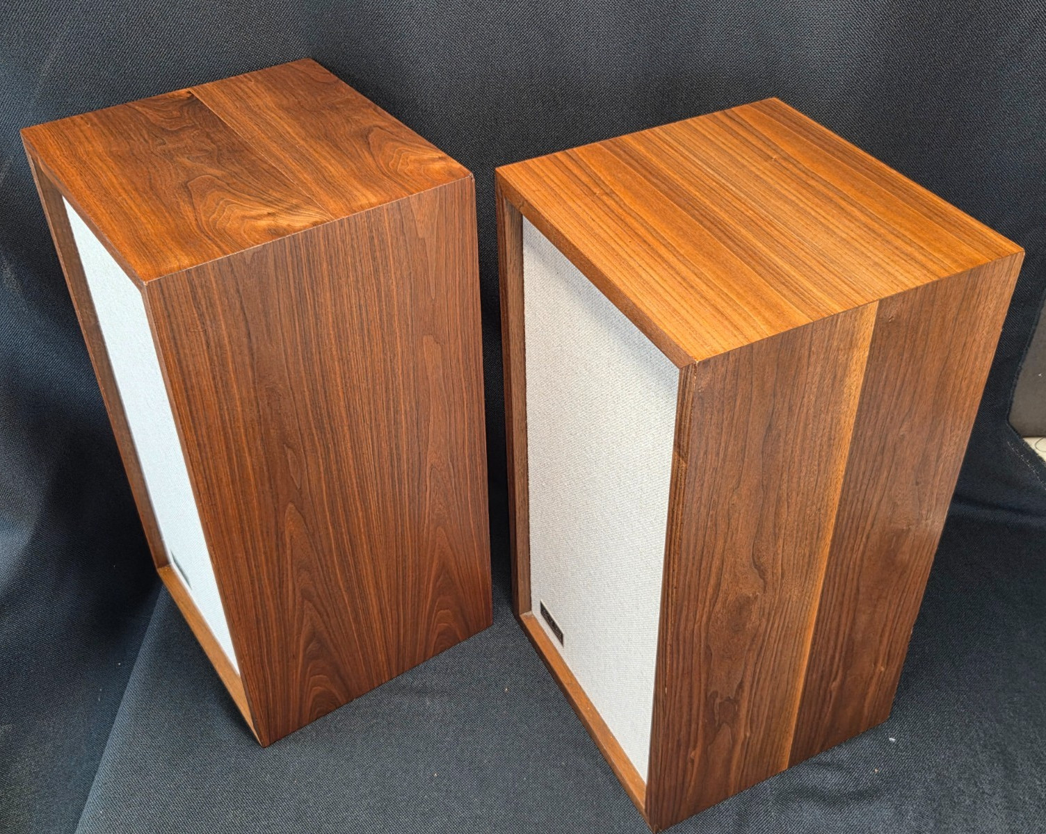 RESTORED! MINT! KLH Model Six 6 Speakers VTG Recapped Refinished New Grills