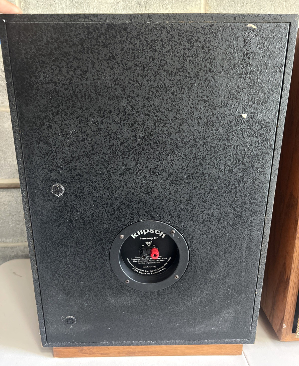 Vintage Pair of Klipsch Heresy II Loud Speaker System 4 ohm 94db RARE Tested!