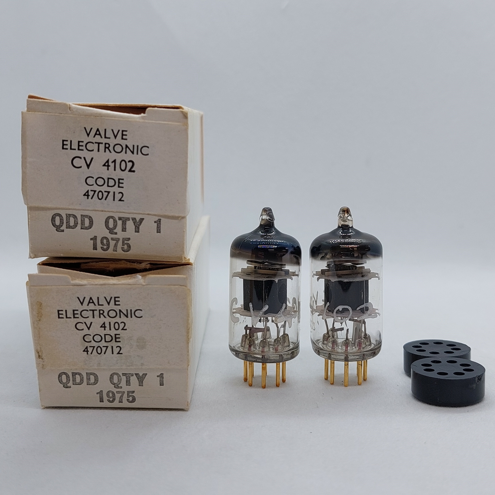M8100 6AK5 CV4102 MULLARD SPECIAL GOLD PIN MATCHED PAIR VALVE/TUBE