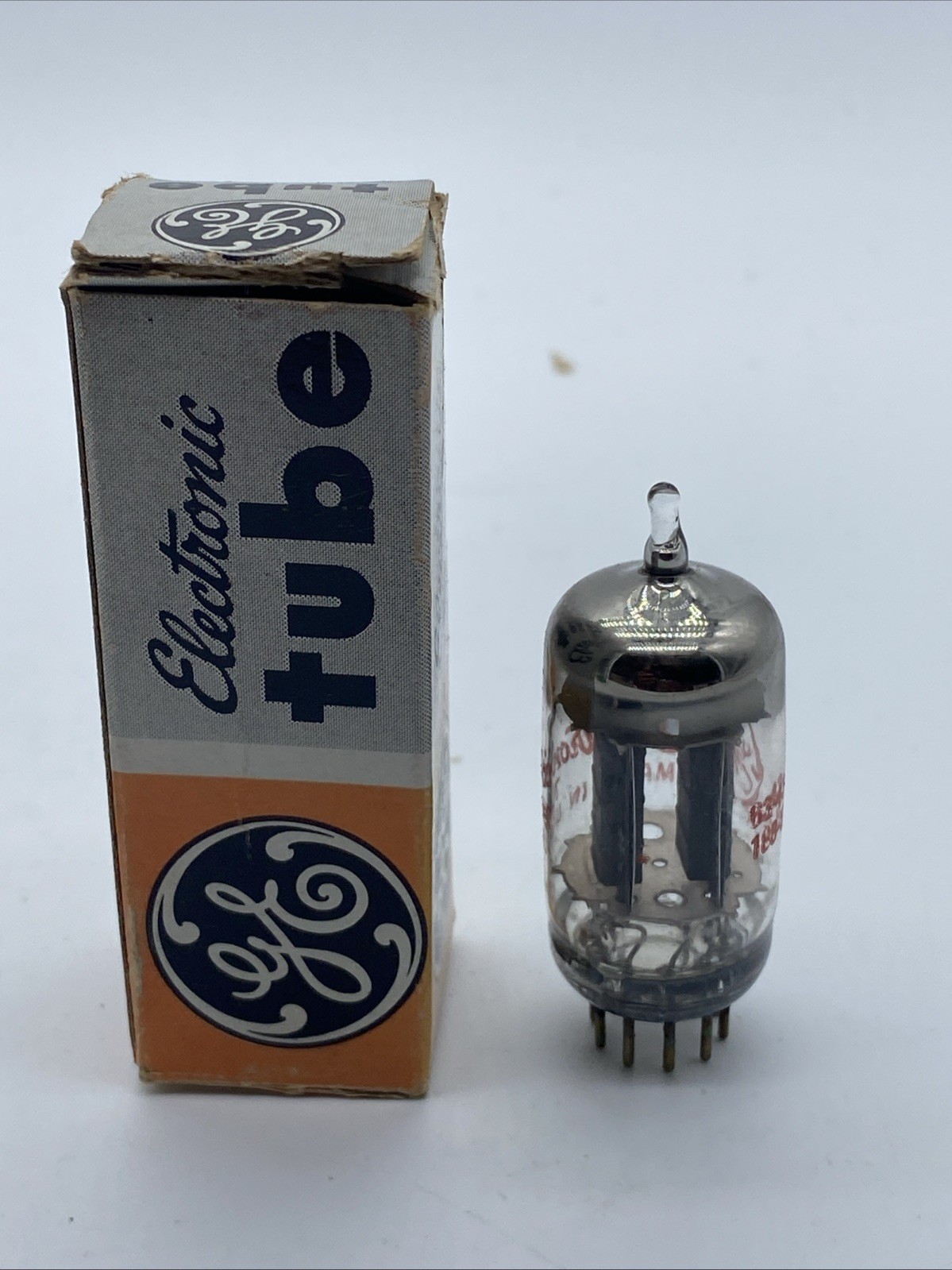 ) GE TUBE MADE IN United States 12ax7 EXCELLENT NOS