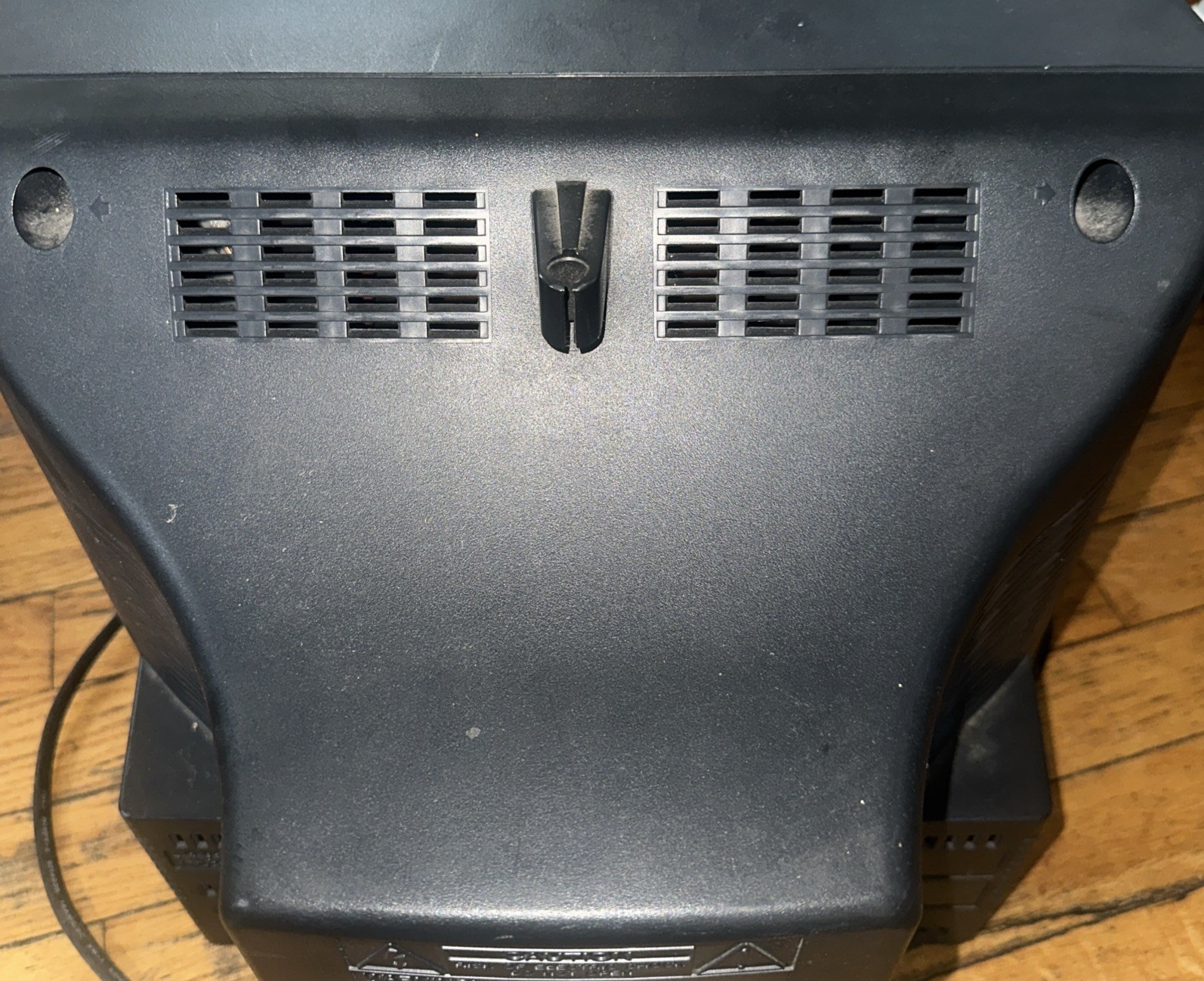 Vintage Sharp 13″ Retro Gaming Color TV 13N-M100B Front AV Tested Working 120 V