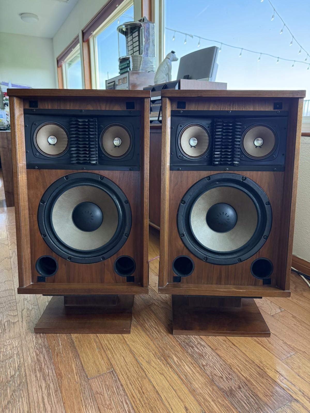 Vintage SANSUI SP-2500 speakers tested and working