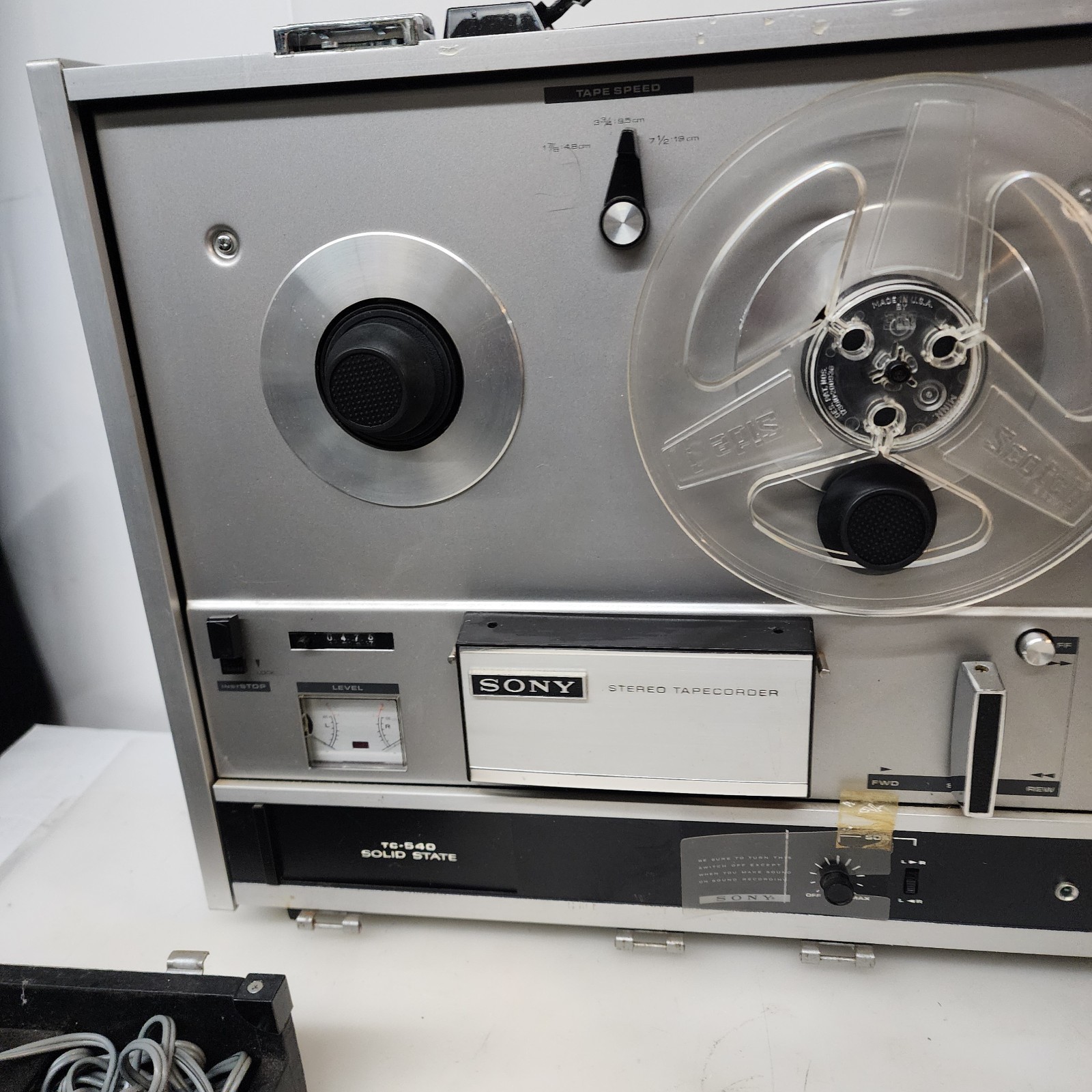 Sony TapeCorder TC-540 Reel to Reel Solid State Stereo Tape Recorder Player