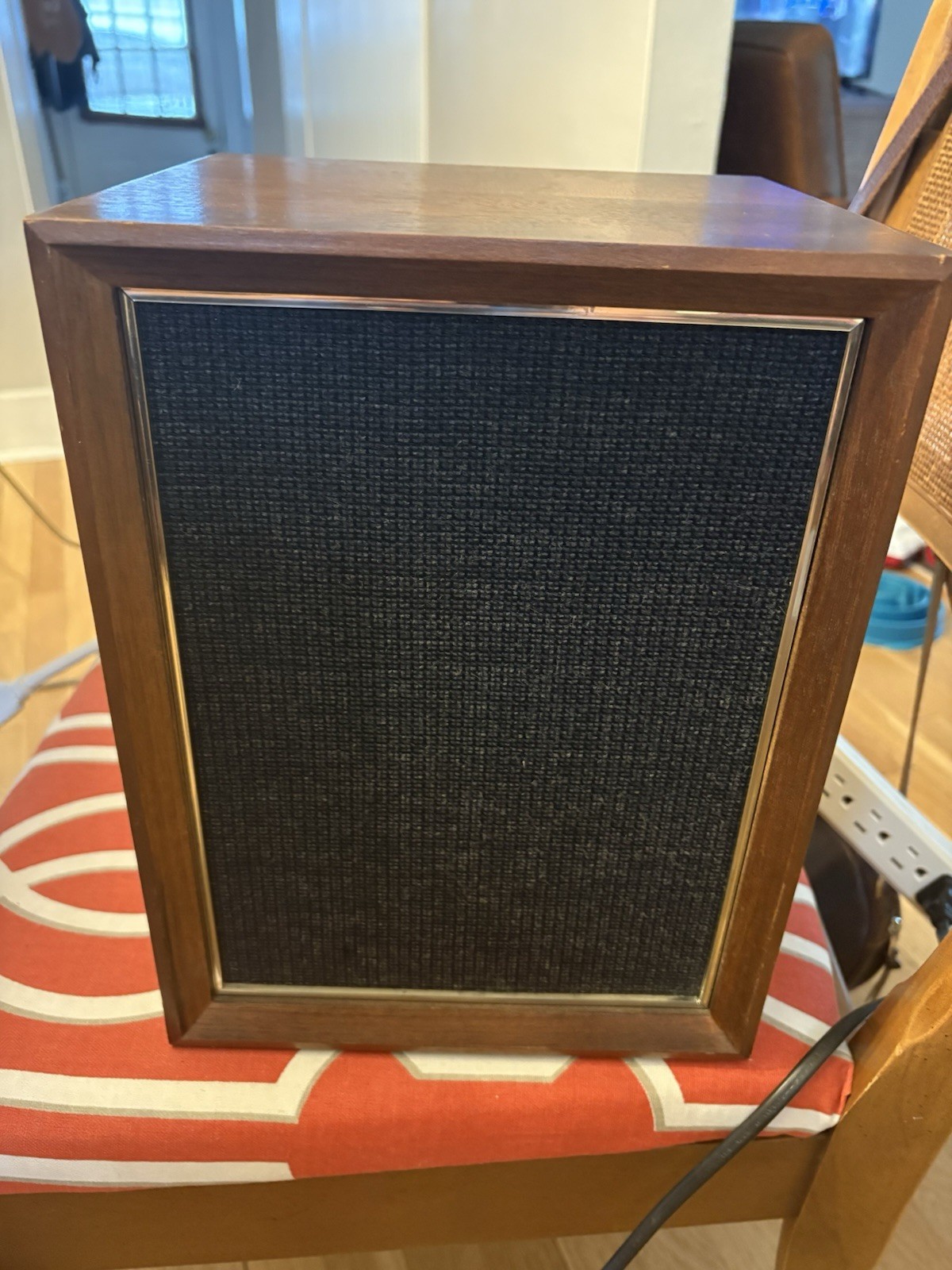 Vintage Panasonic Speakers System. Model RE-7070. Both Work And Sound Great