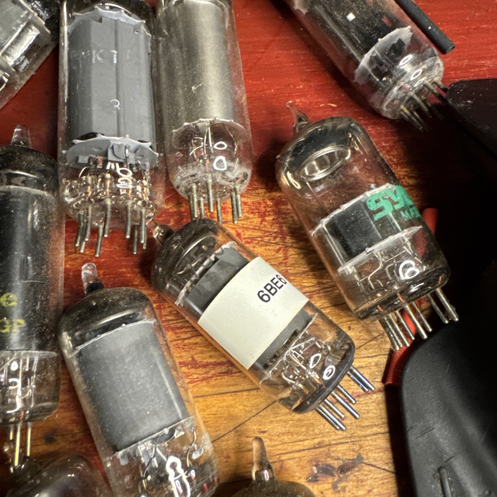 Vintage Vacuum Tube Lot – 40+ Tubes – RCA, Sylvania, Mullard, GE, Brimar SomeRar