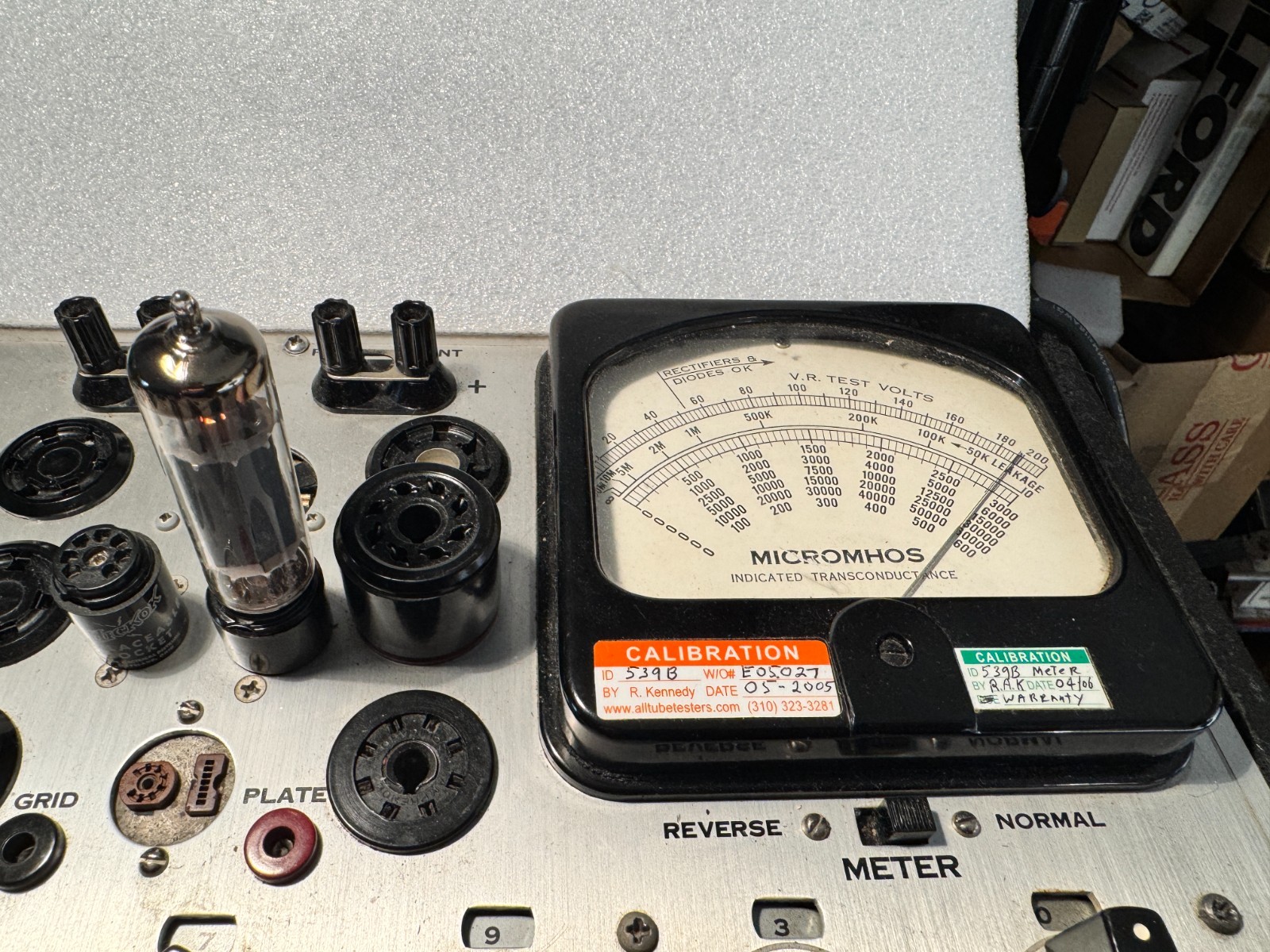 Telefunken 7189 Ribbed Gray Plate. Halo. Germany. Strong Pair (M2)