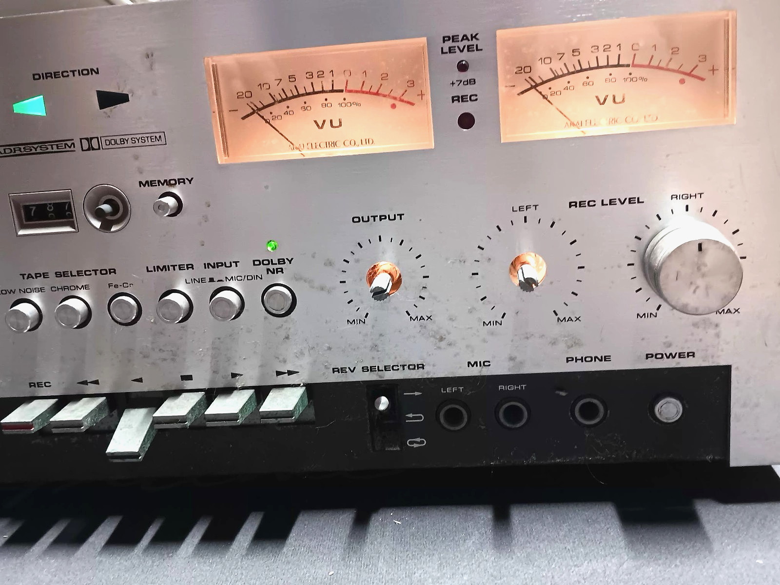 Vintage AKAI Cassette Deck Player Recorder GXC-730D Japan
