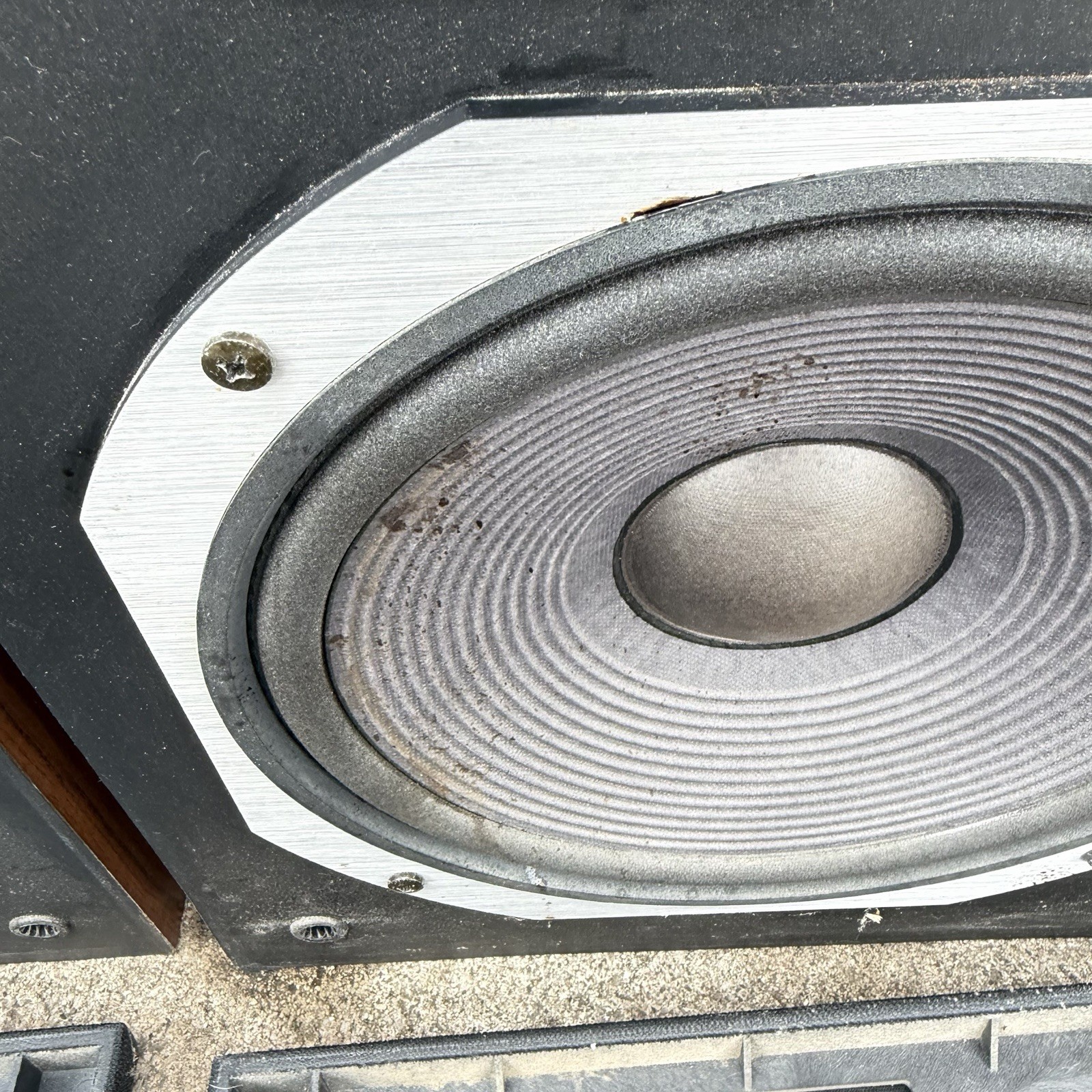 Vintage Pioneer HPM-900 Floor Speakers w/ Original Grill Covers Tested Working