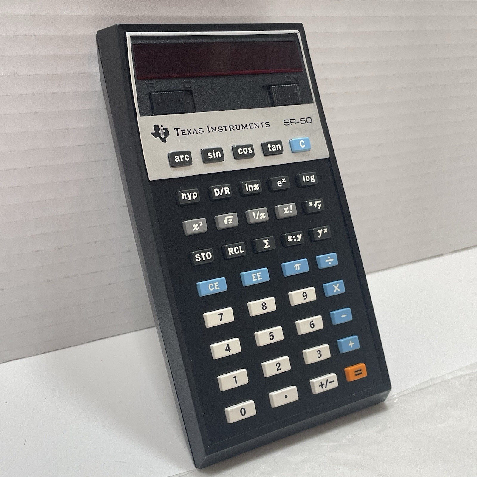 VINTAGE 1974 TEXAS INSTRUMENTS SR-50 CALCULATOR BOX MANUAL CHARGER UNTESTED