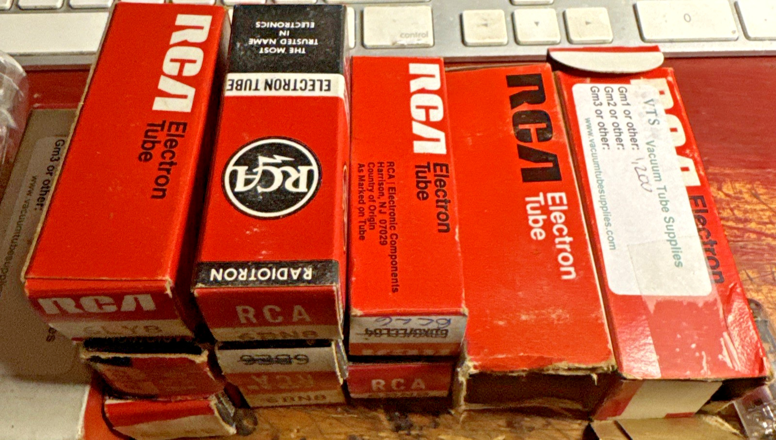 RCA Used Unknown Vintage Vacuum Tubes Radio AMP Tubes (Not sure Read)