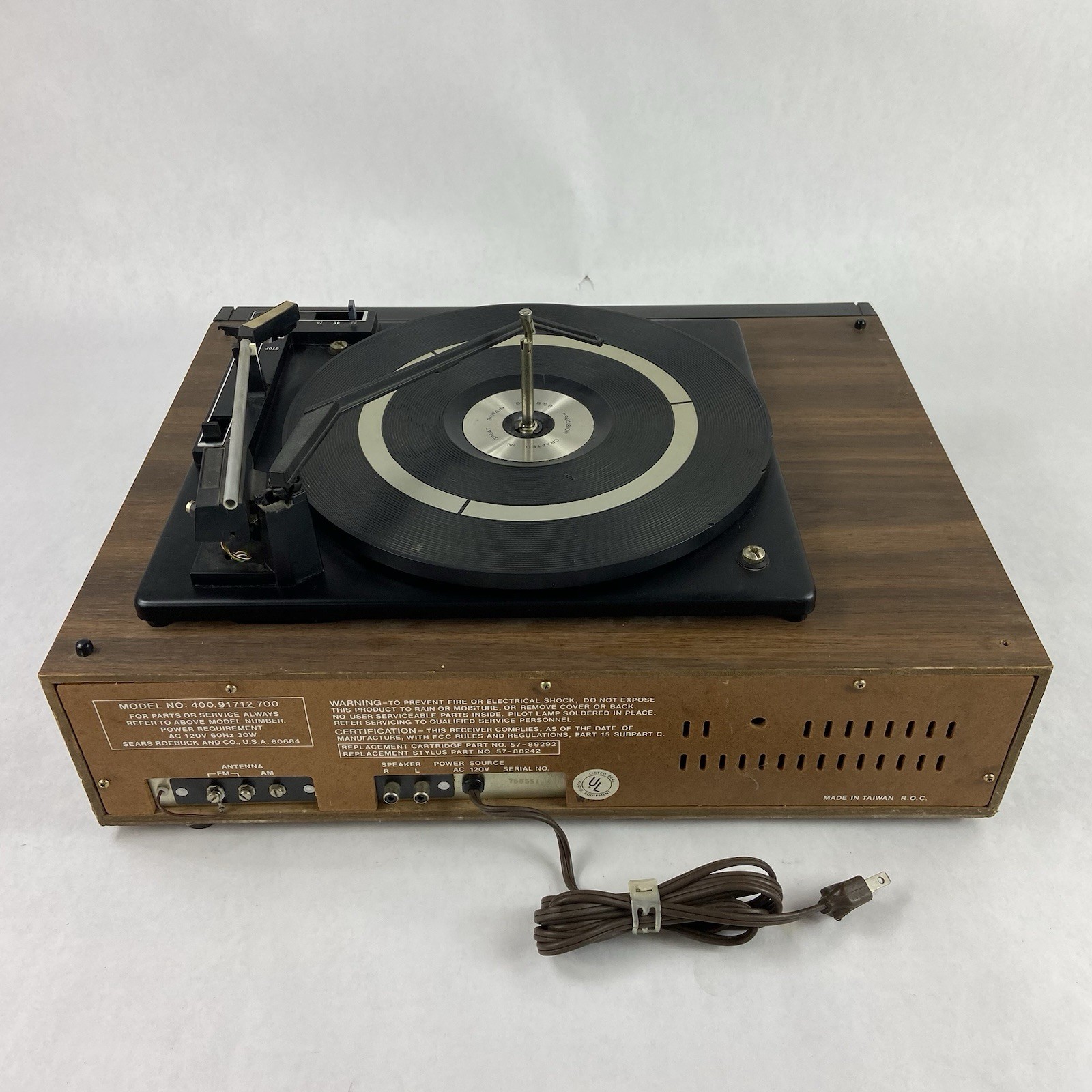 Sears 400.91712 700 AM/FM Stereo 8 Track Turntable Music System