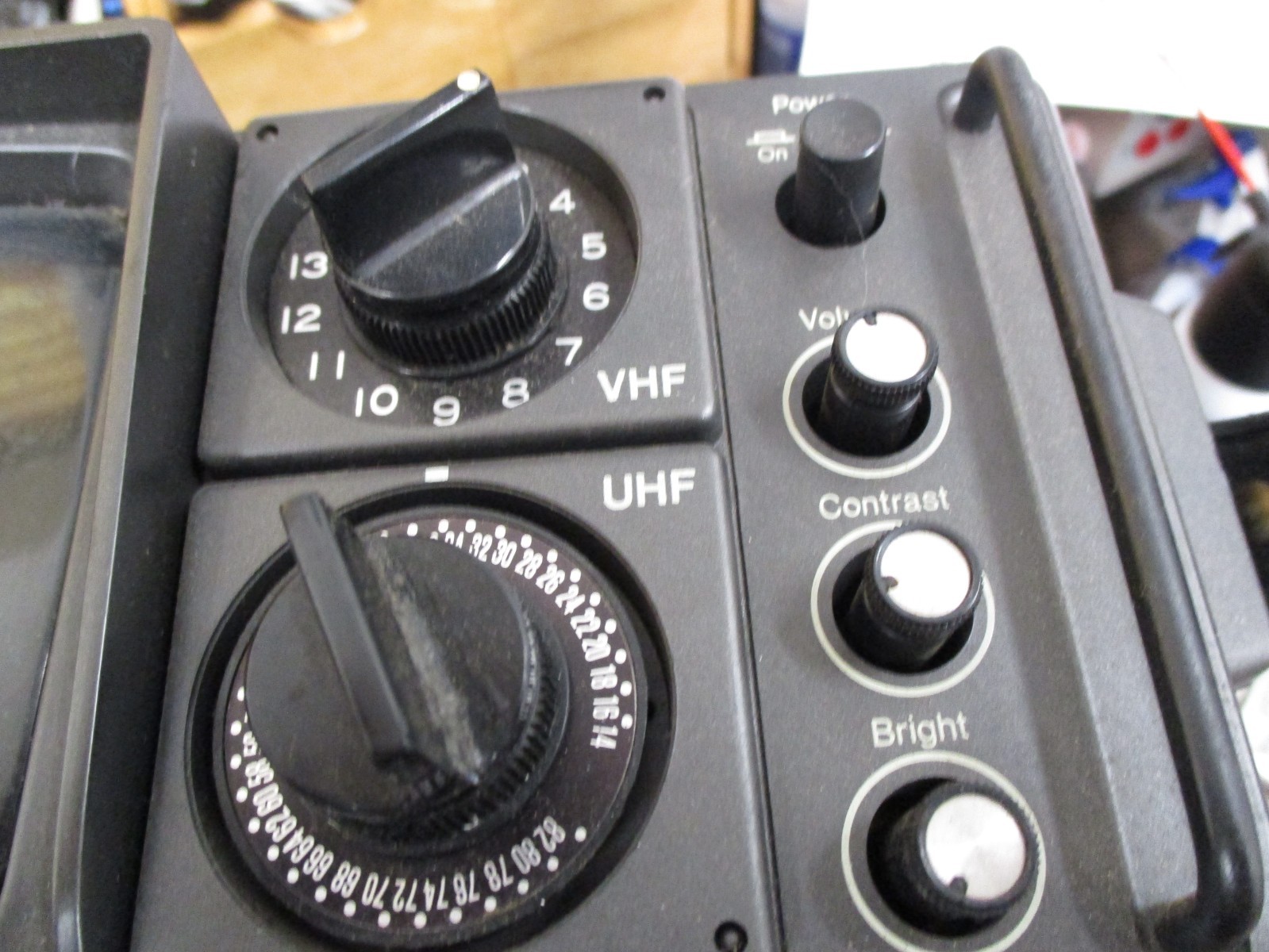 RARE Daytron DT-505 Vintage Portable TV VHF UHF 1980