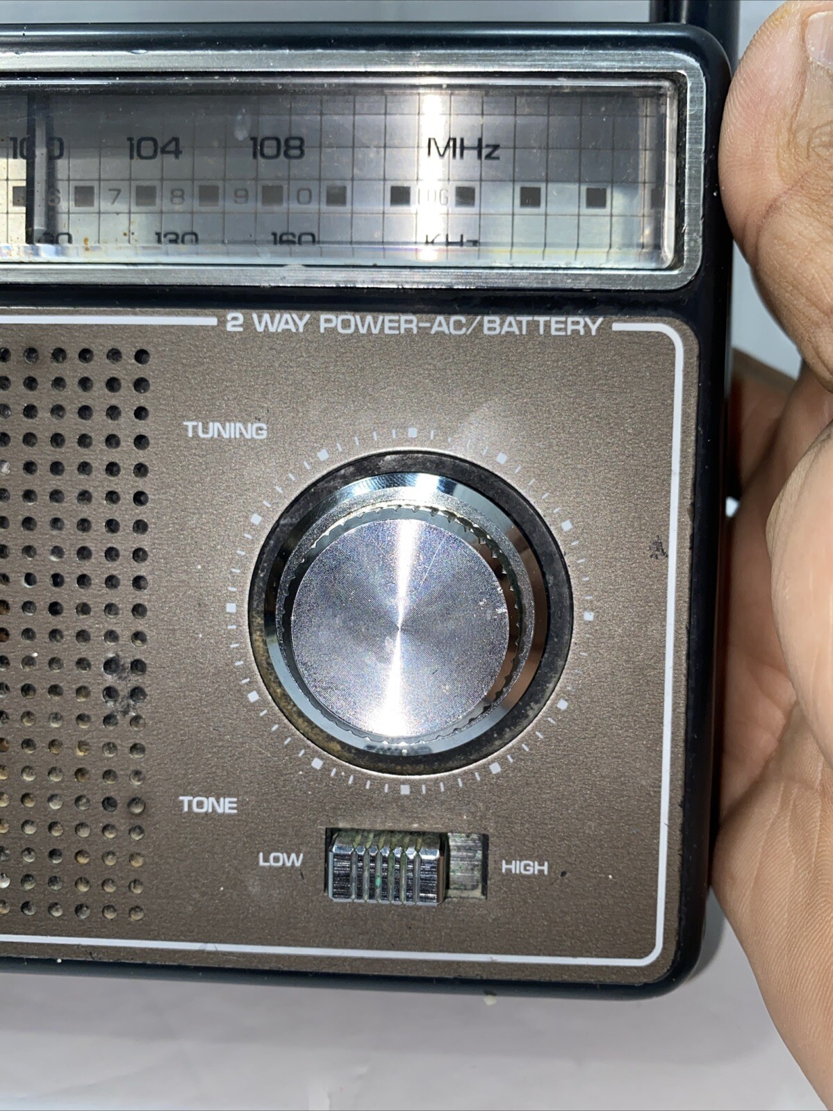 GE Vtg General Electric AM/FM Portable Radio Model 7-2825H AC/Battery/Cord Work