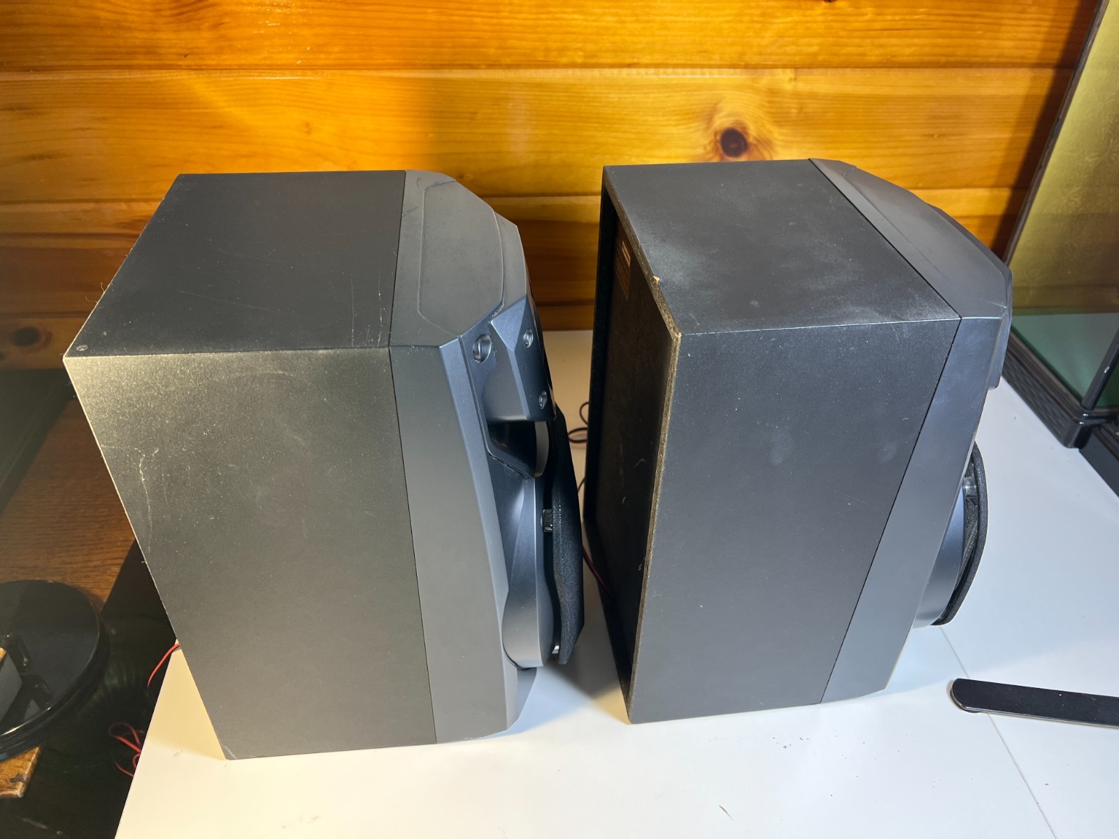 Vintage Pair Panasonic SB-AK22 Bookshelf Speakers Pair 2-Way 6 ohms Raw Wire
