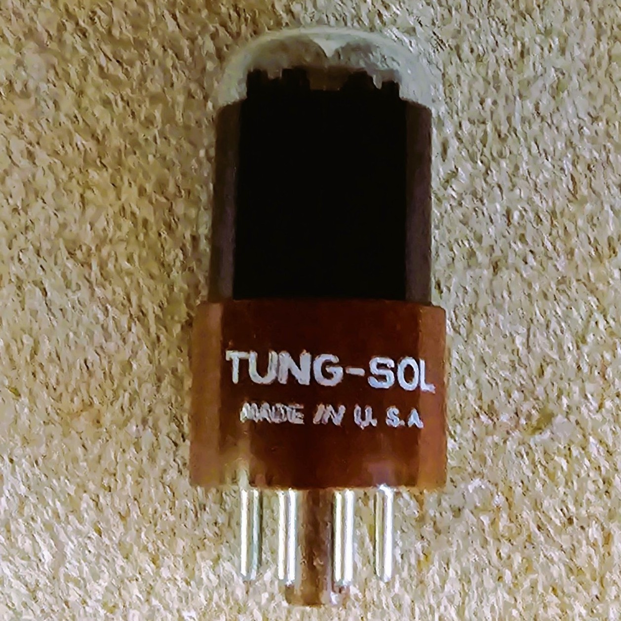Tung-Sol JAN-CTL 6SU7-GTY BlackGlass BrownBase – Strong above NOS