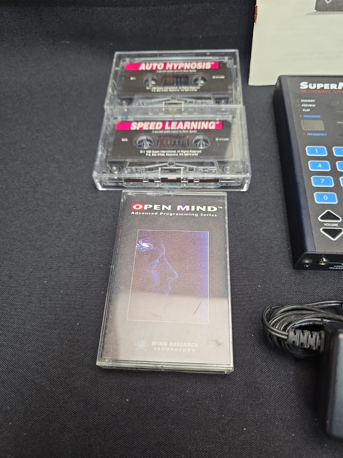 Zygon SuperMind Brainwave Synchronizer Meditation Unit & Glasses W/ Tapes