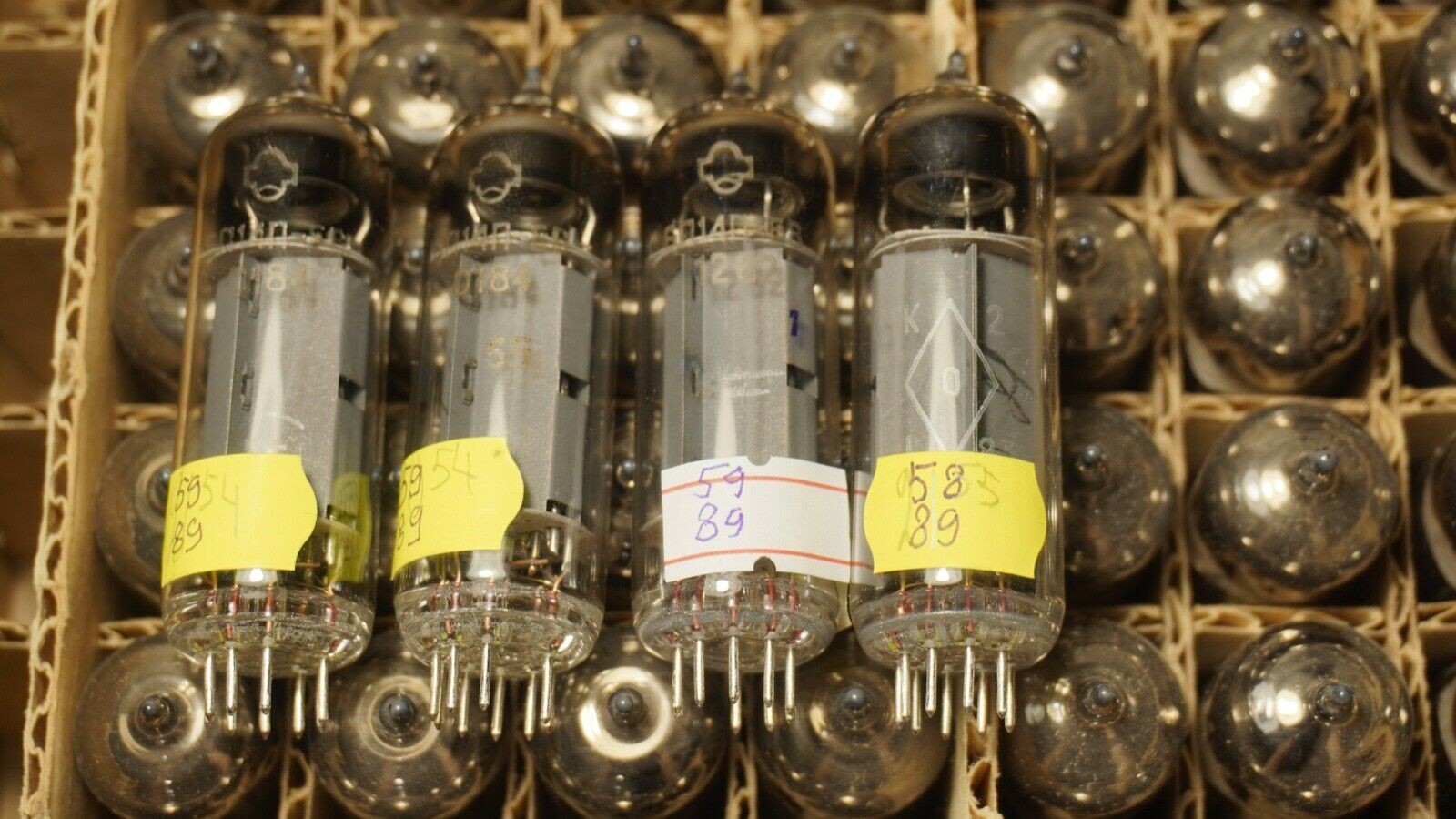 6P14P-EV( EL84 6BQ5) Reflechtor 80 Tubes Gold Grid Nos Matched Quad 1%