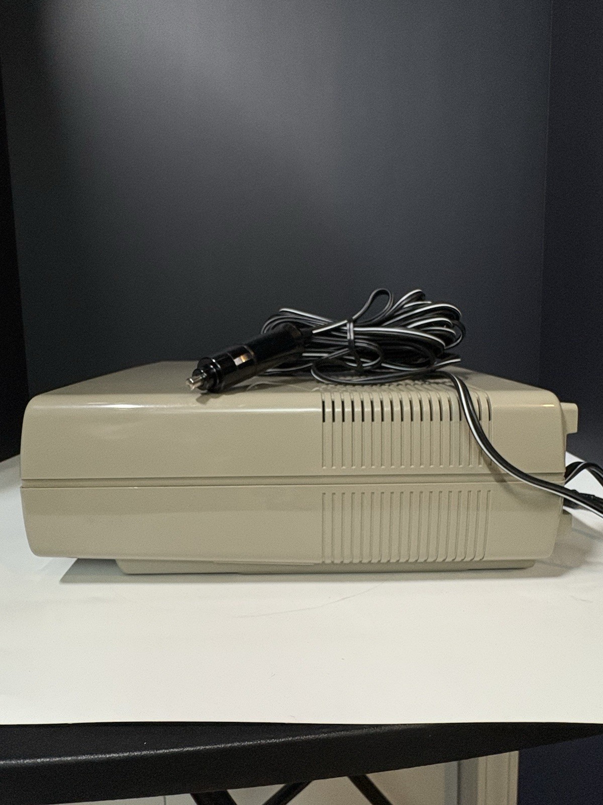 Vintage Magnavox VR9502AT01 VHS Player 1986 Tested Works