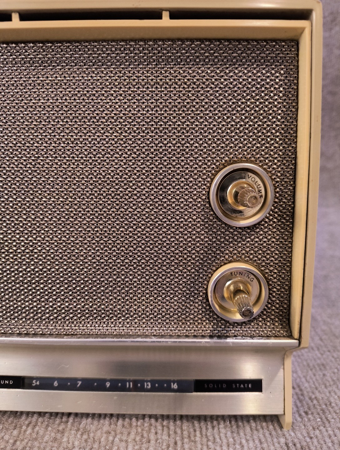 Sears Silvertone Radio Instant Sound Solid State AM Radio & Alarm Clock -Works