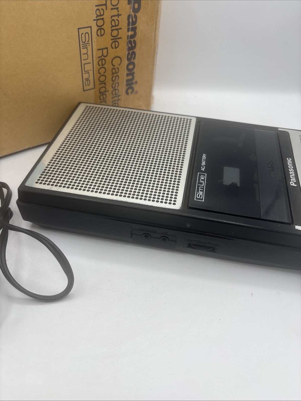 Vtg Panasonic Portable Cassette Tape Recorder RQ-2734 SlimLine-Tested-Working