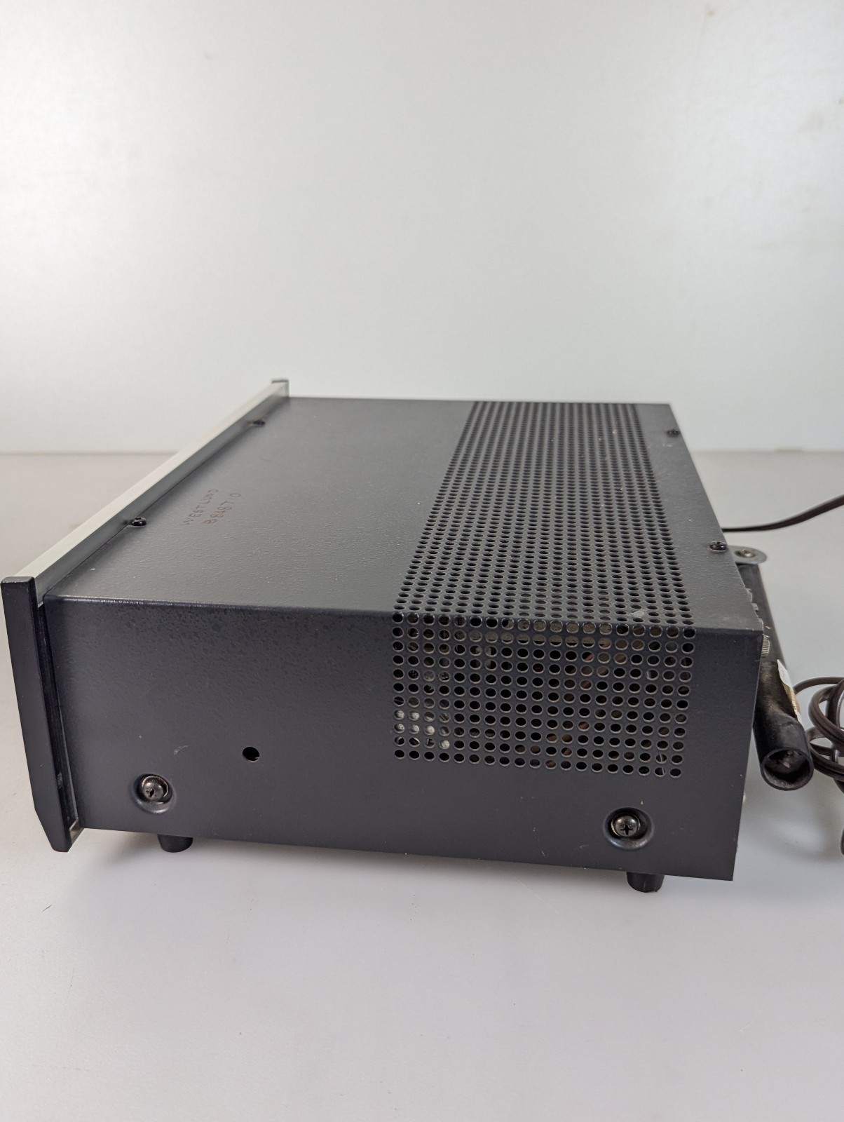 KENWOOD KT-2001 VINTAGE ANALOG AM/FM STEREO TUNER – TESTED
