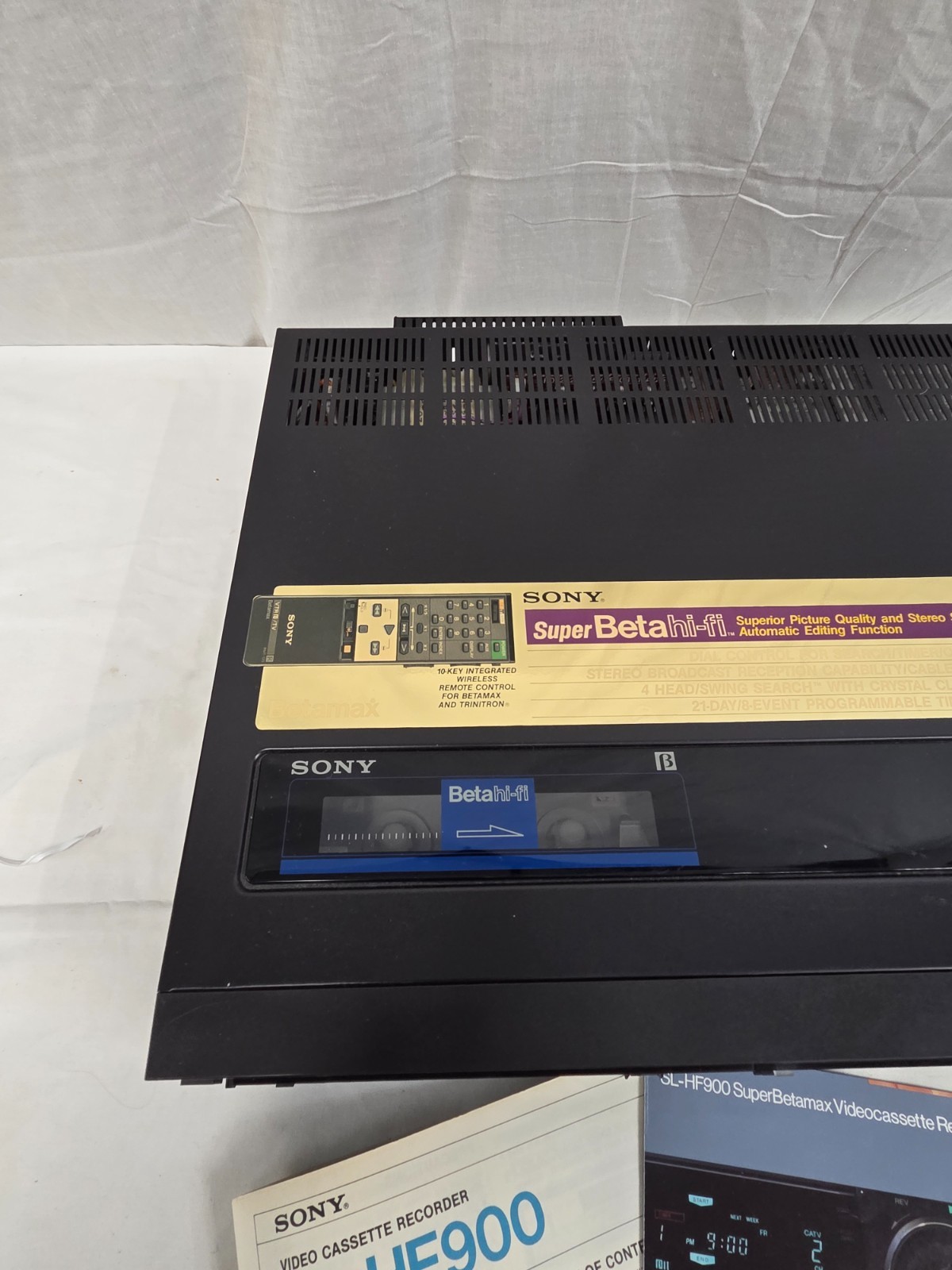 VTG SONY Betamax SL-HF900 VCR Tested With Manual & Remote **30 Days Guarantee**