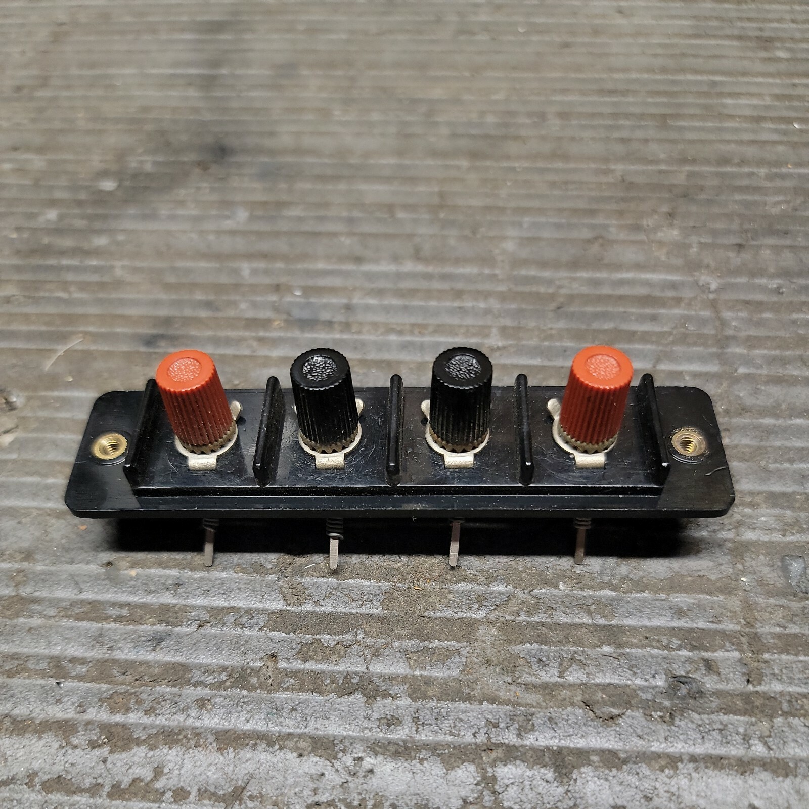 Pioneer Sx-535 Speaker Terminal