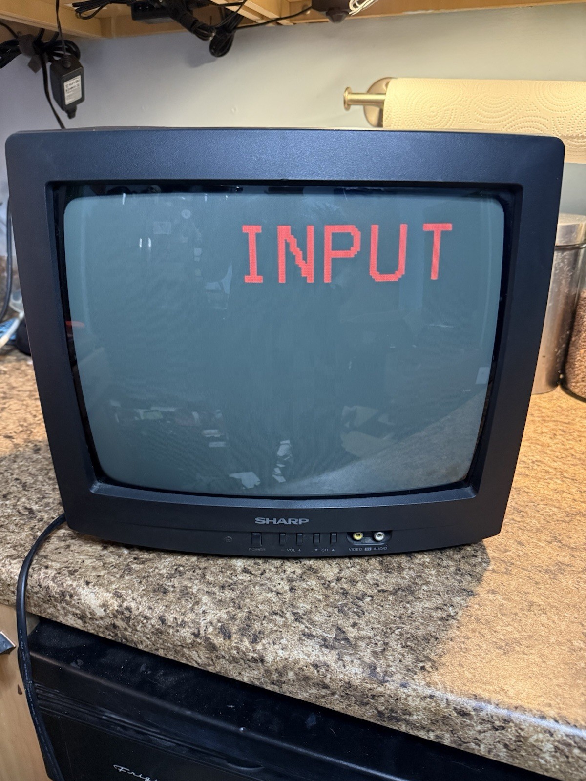 Vintage Sharp 13″ Retro Gaming Color CRT TV 13N-M100B w/ Front AV | TESTED