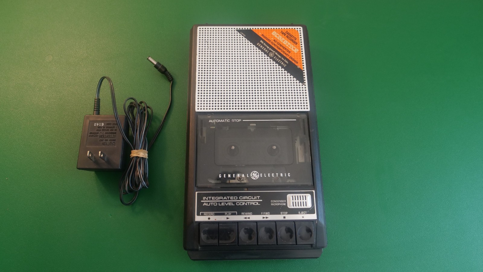 VTG 1978 GE CASETTE TAPE RECORDER/PLAYER 3-5015A -W/ POWER CABLE STRANGER THINGS