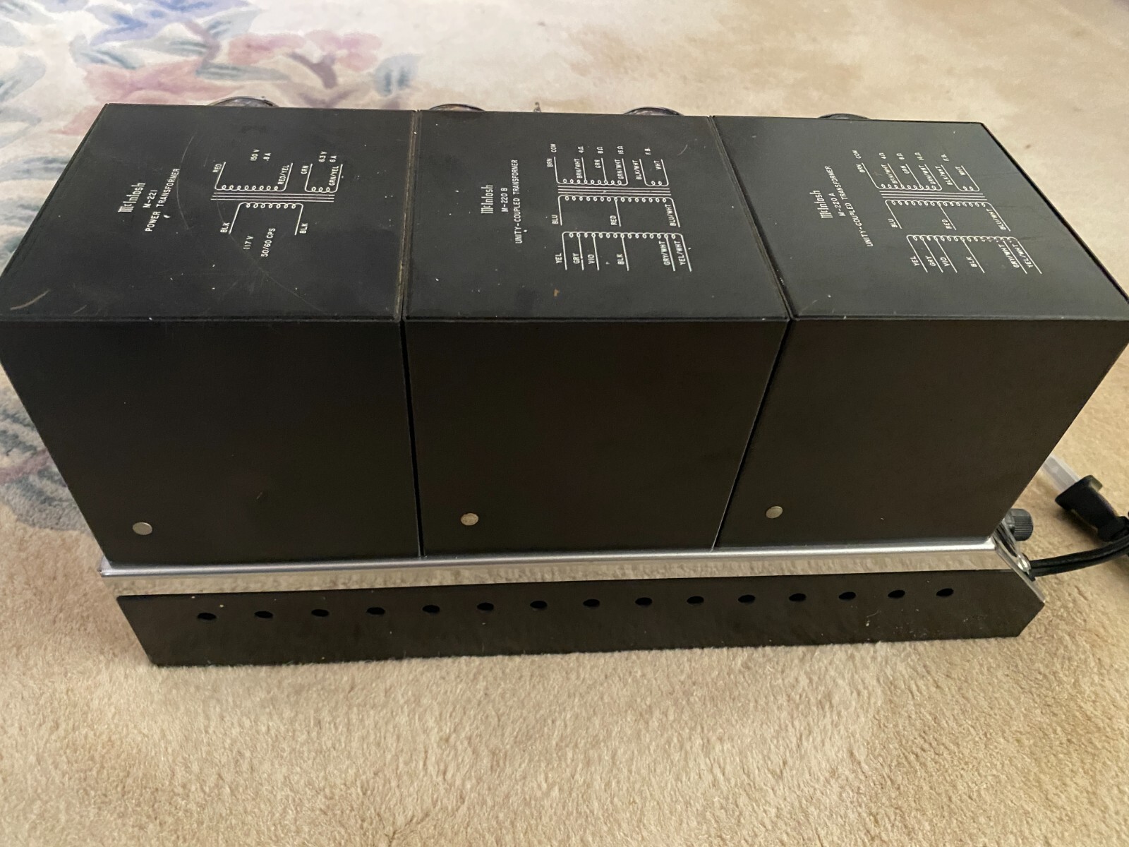 MCINTOSH MC 225 STEREO TUBE AMPLIFIER