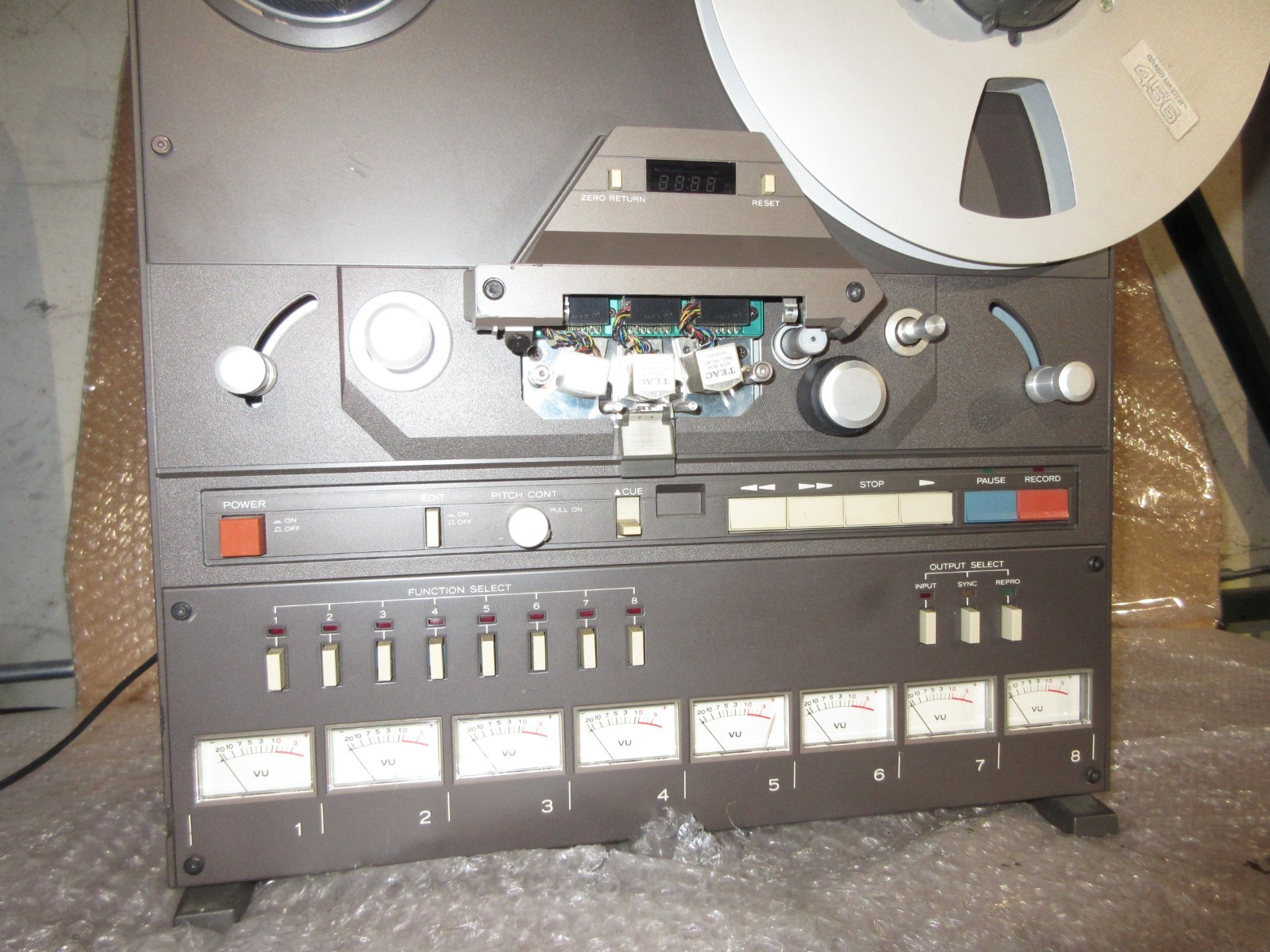 Tascam 38 1/2″ Reel to Reel 15ips 8 Track Recorder