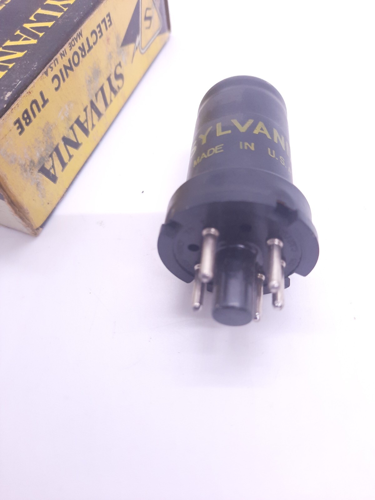 Sylvania Vintage Vacuum Tube Model 6C5 Metal Electronic Valve