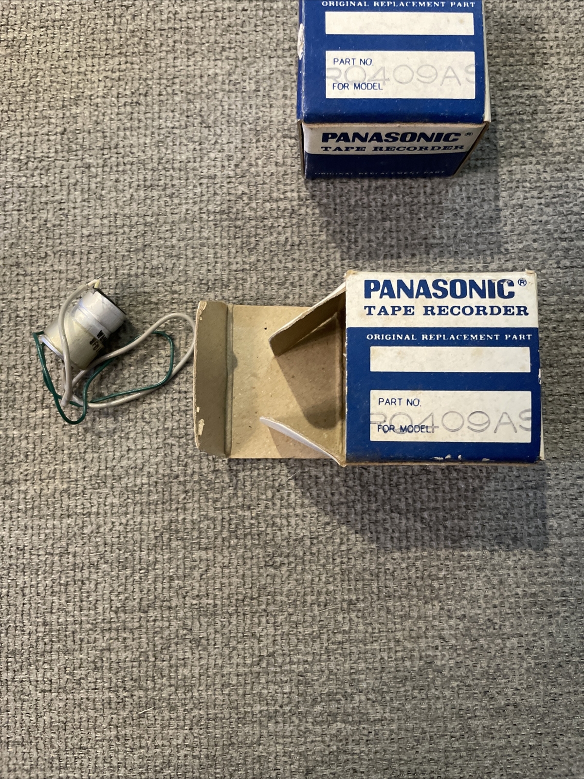 3 NOS Panasonic Tape Recorder Parts R0409AS WM066X3