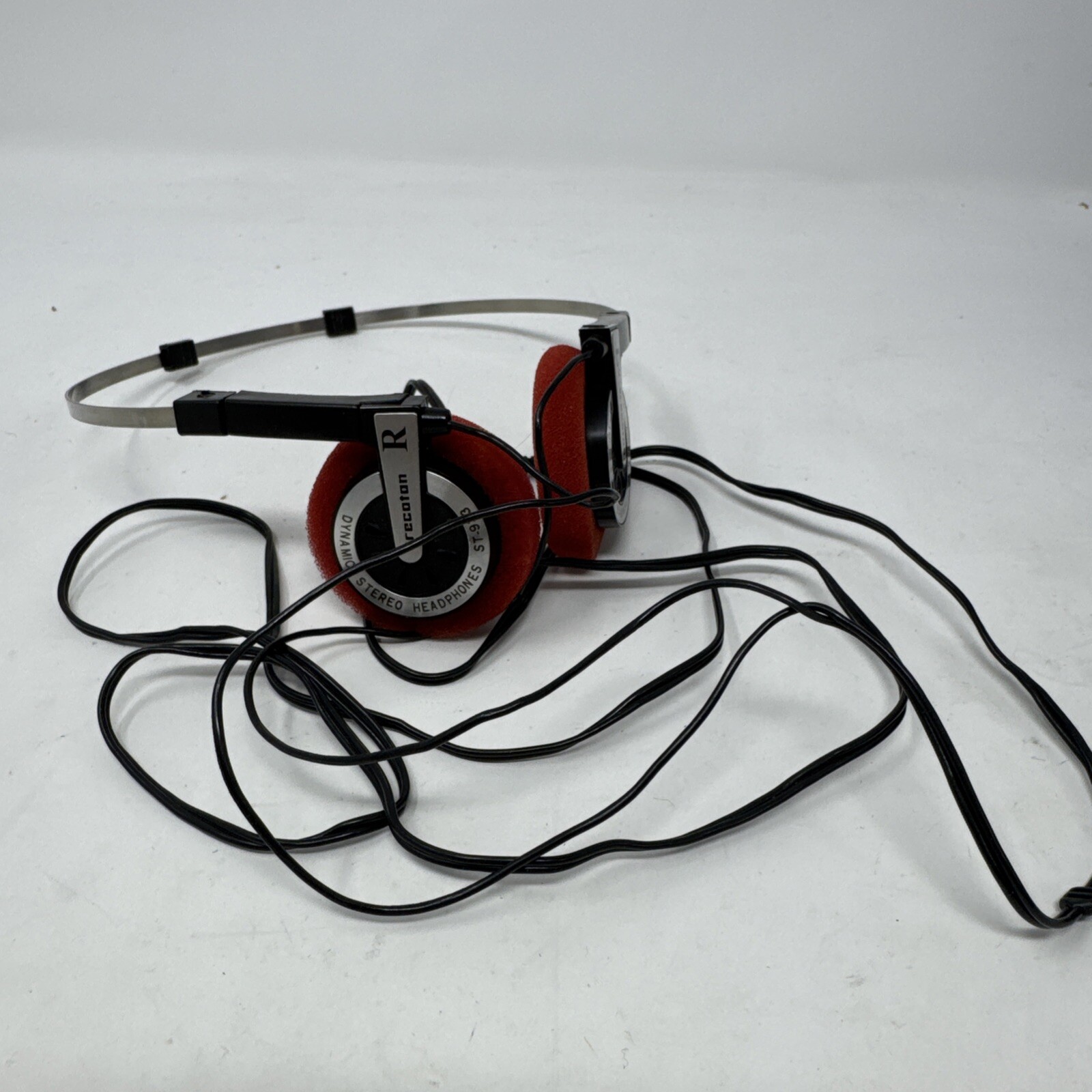 RARE VINTAGE RECOTON ST-933 DYNAMIC STEREO HEADPHONES SAMARIUM COBALT MAGNET
