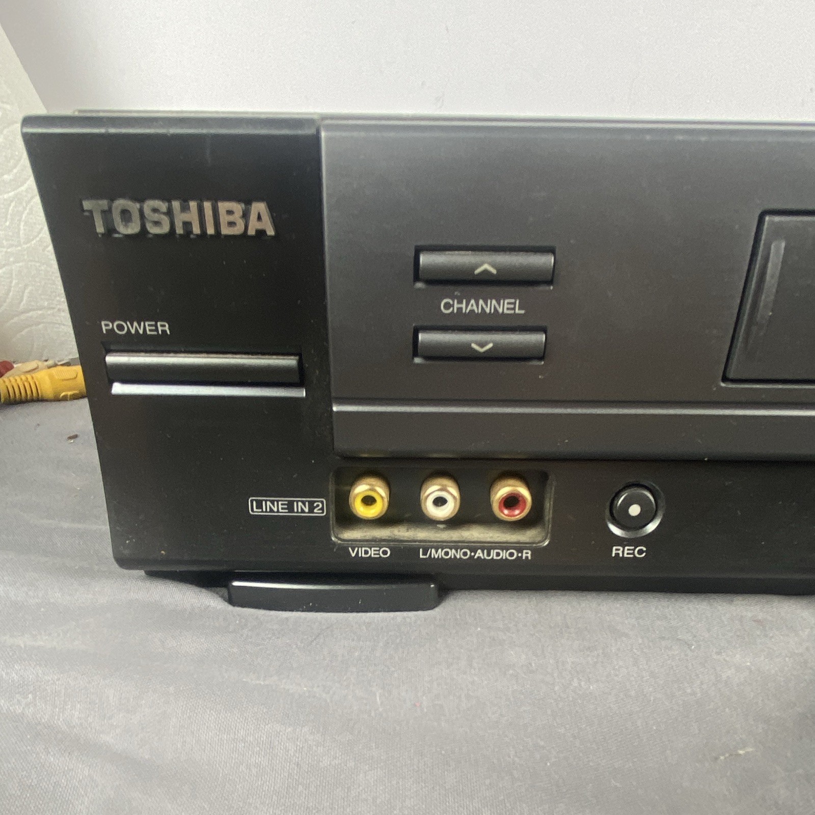 Toshiba W-637 VCR VHS Player 4 Head HiFi Video Recorder Works Great