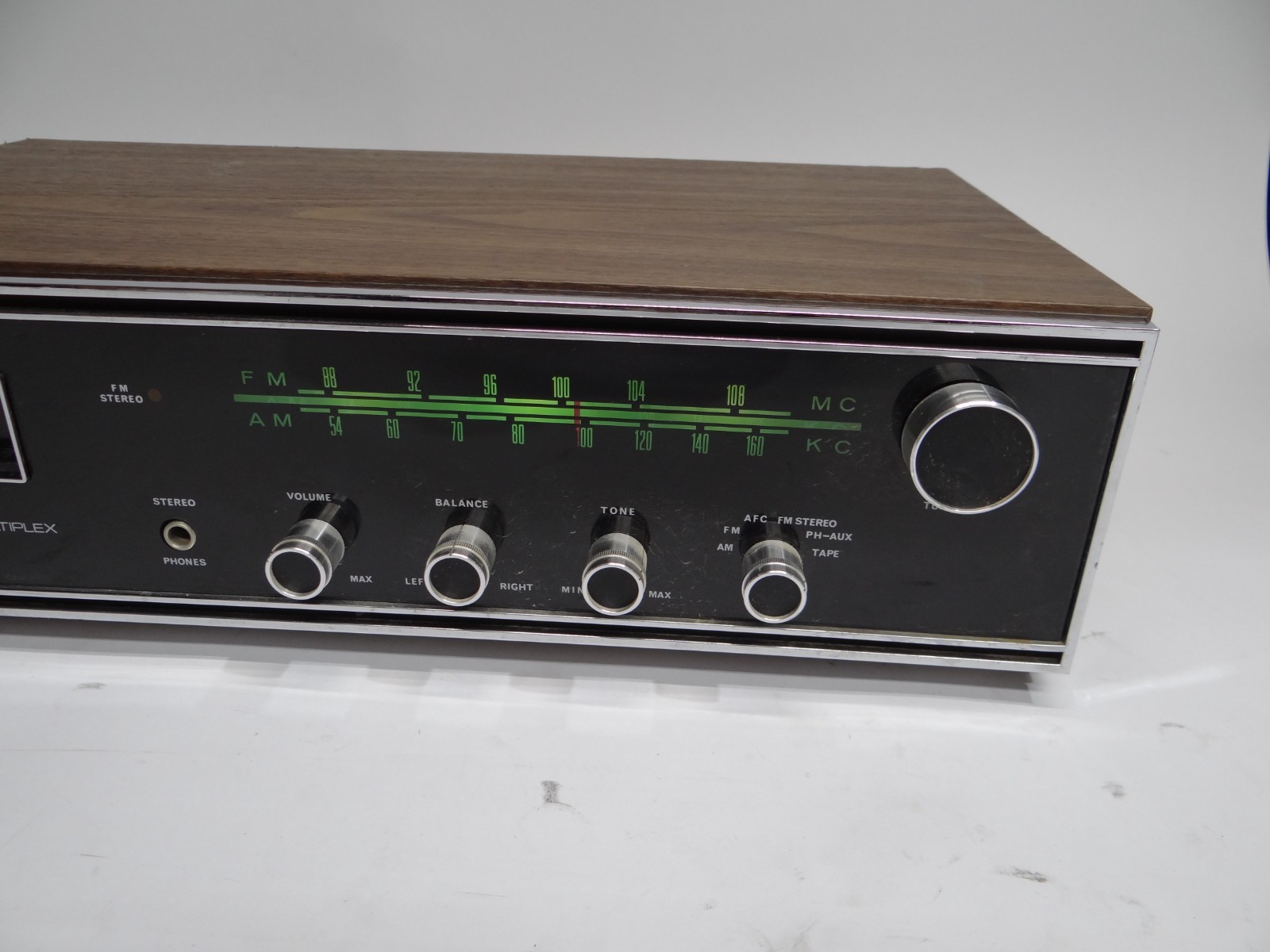 SoundDesign Multiplex Stereo AM/FM/8 track Receiver Preamp 4489 Soundesign