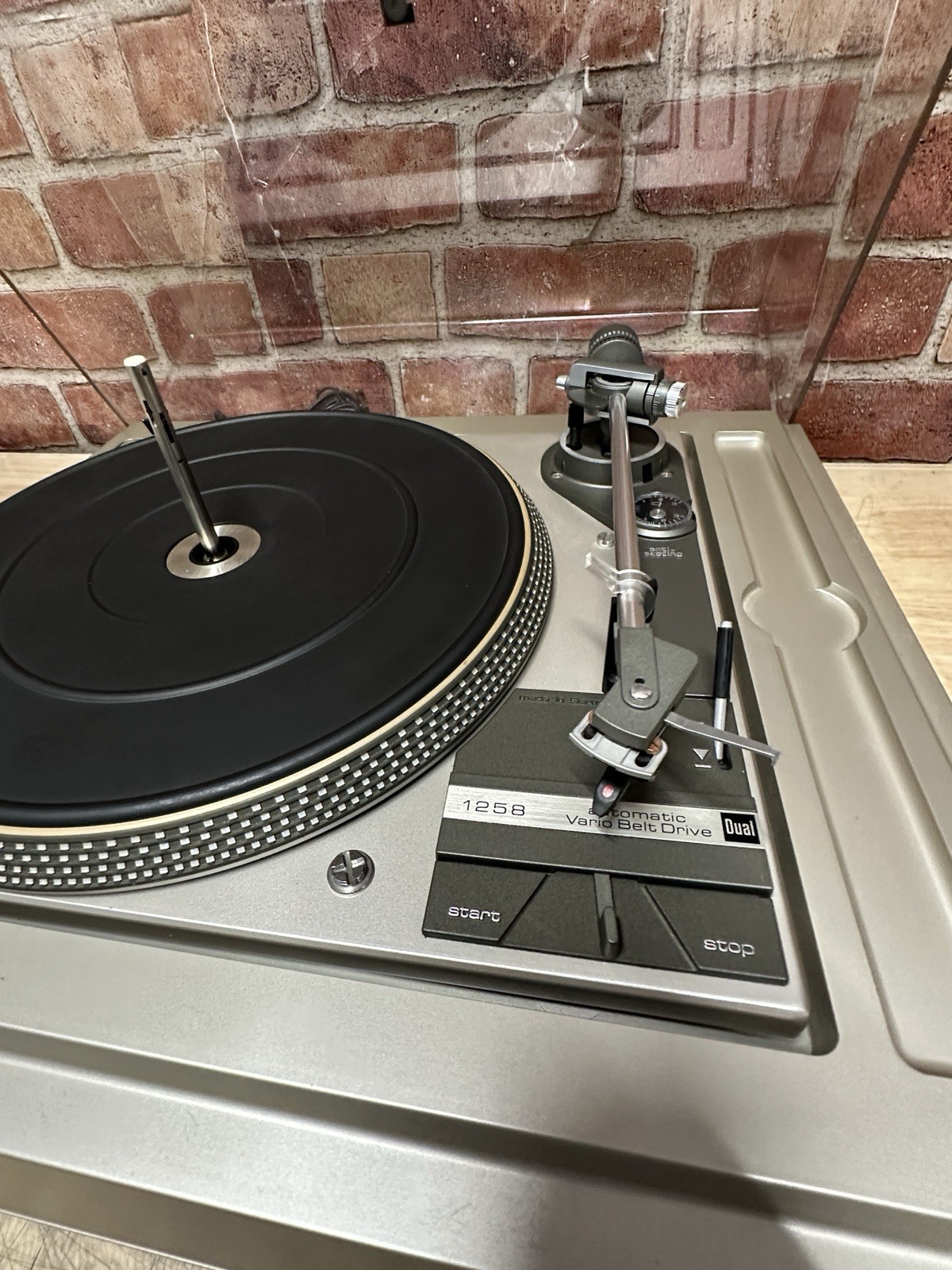 Dual 1258 Turntable Vario Belt Vinyl Record Player Ortoron
