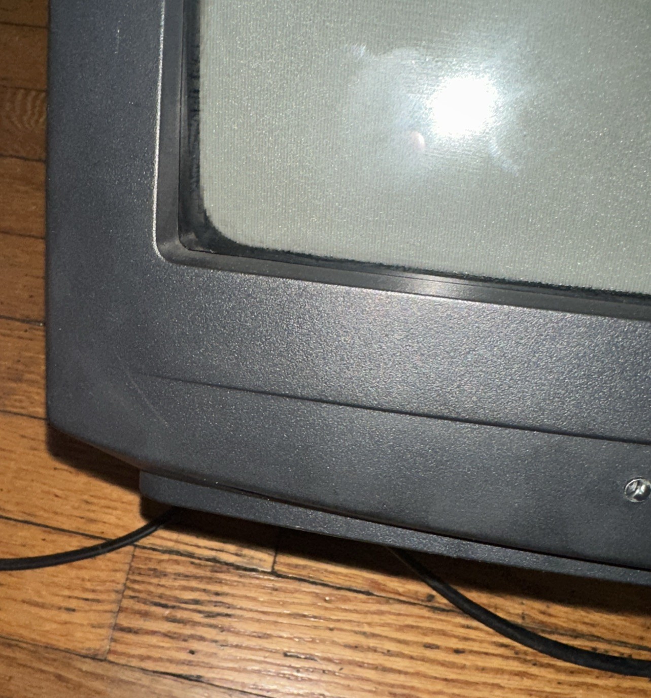 Vintage Sharp 13″ Retro Gaming Color TV 13N-M100B Front AV Tested Working 120 V