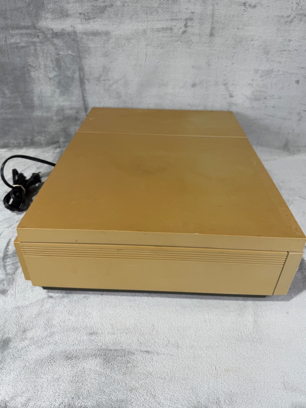 Pioneer Laser Disc Ld660 Player W/Discs Player Is Functional ~ Power Tested ONLY
