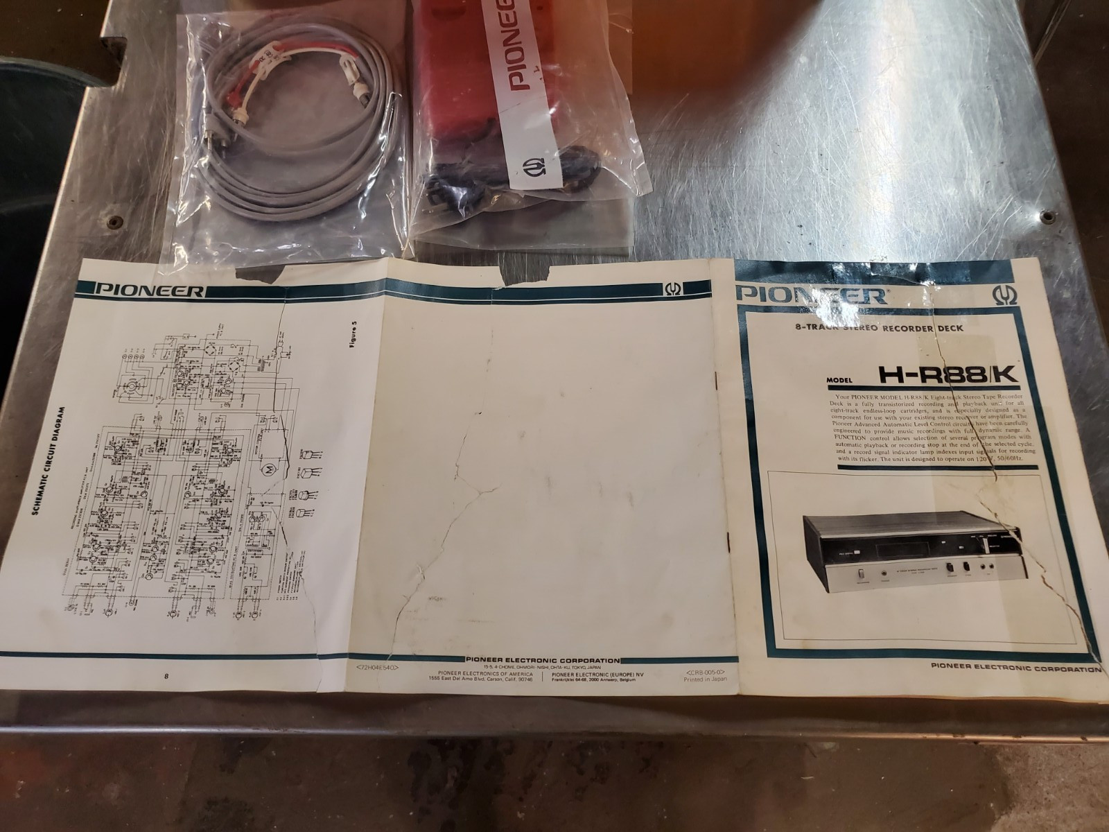 Pioneer H-R88 8 Track Stereo Player Recorder Deck in Box, Tested Excellent
