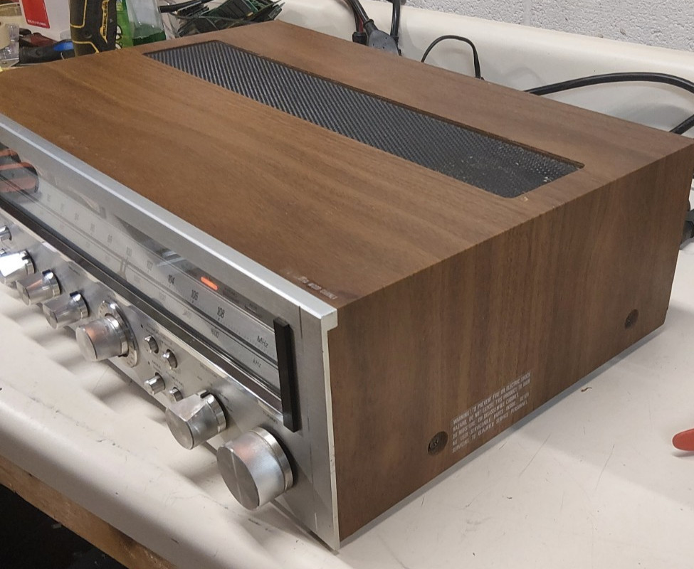 RARE Sanyo JCX 2300KR High Fidelity AM /FM Receiver 1979 – POWERS ON