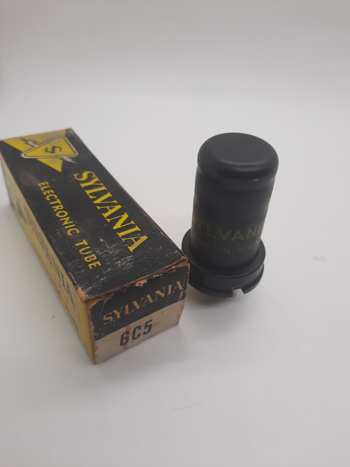 Sylvania Vintage Vacuum Tube Model 6C5 Metal Electronic Valve