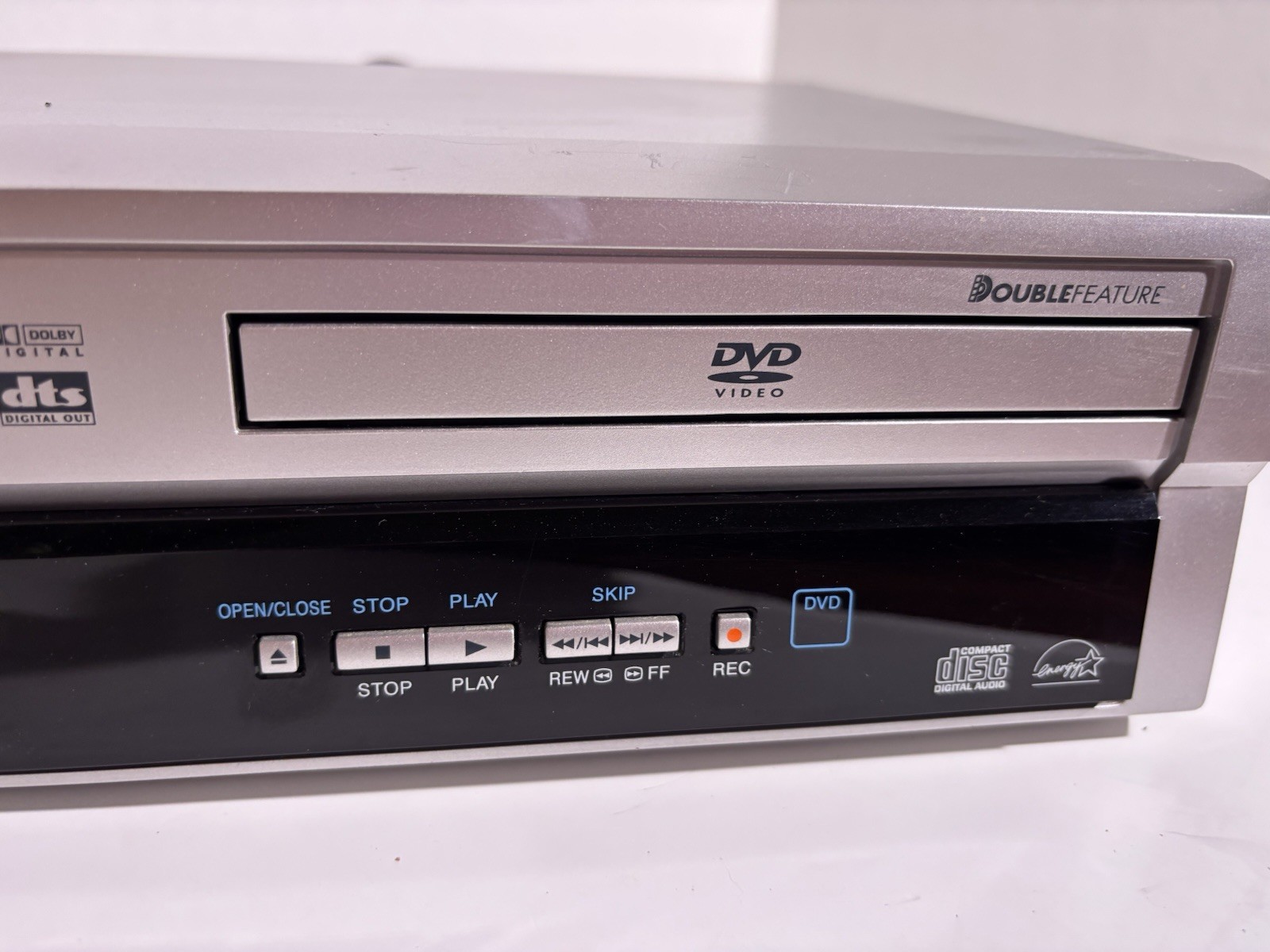 Panasonic Omnivision PV-D744S-A DVD/VCR Recorder Combo Player TESTED & Working!