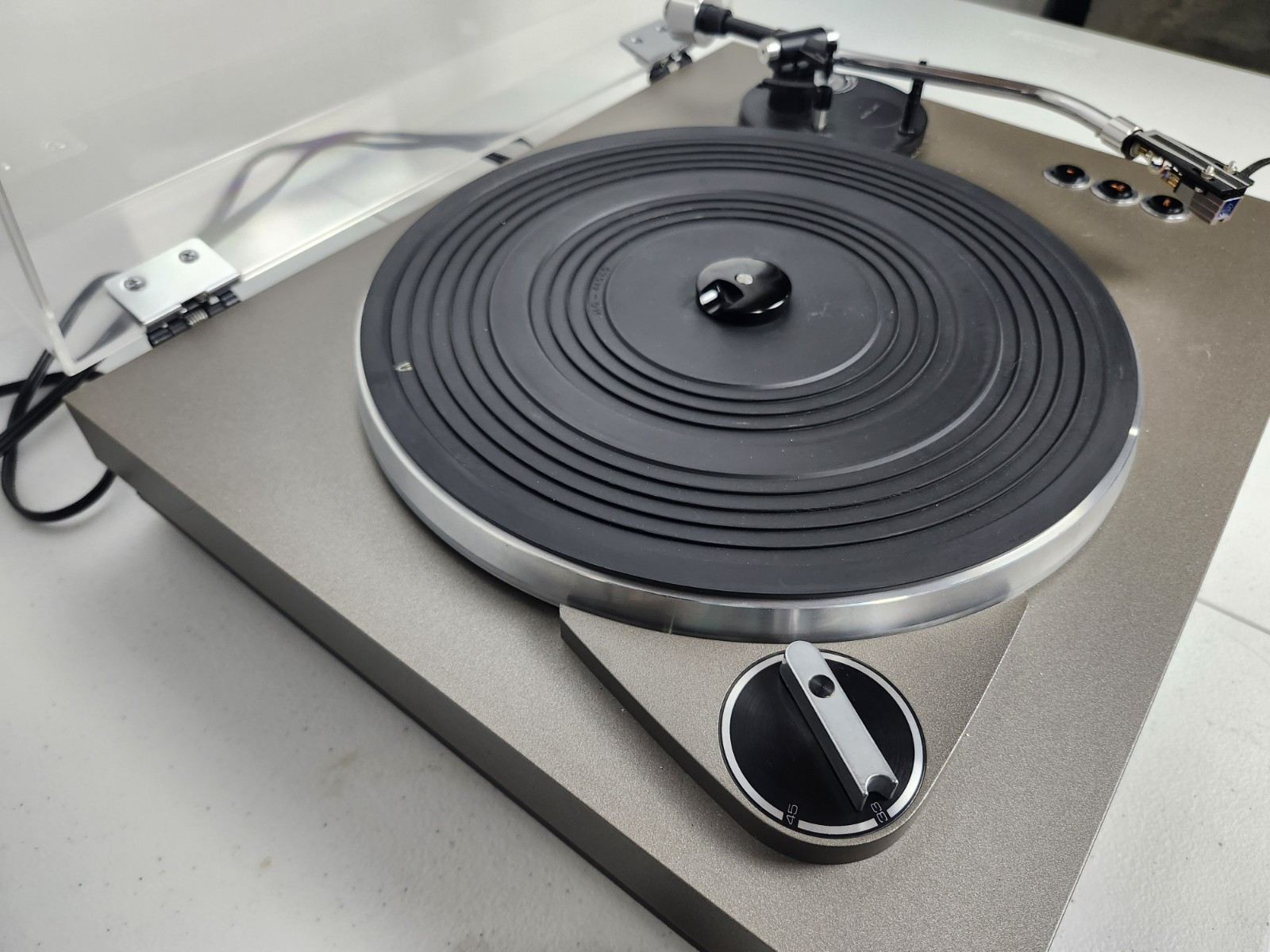 micro seiki turntable MB-15 VTG GOOD WORKING CONDITION